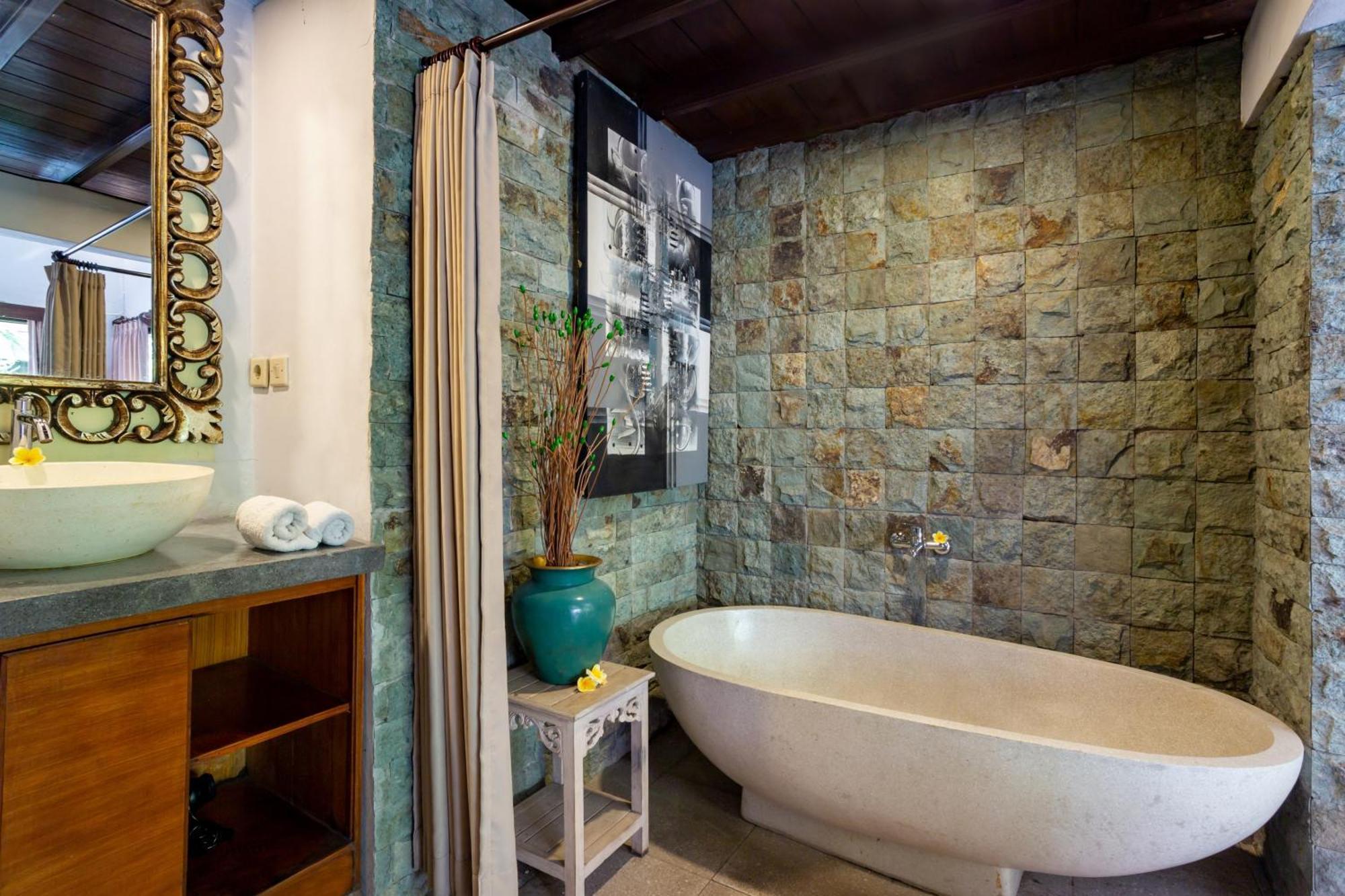 Rahayu Suites Monkey Forest Ubud Стая снимка